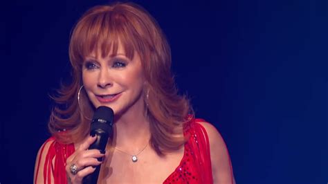 Reba McEntire's Fancy Comeback Tour: A Rhinestone-Studded Resurrection!